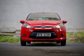 FORD FIESTA 1.25 (klima, nízký nájezd, park. senzory) - 2