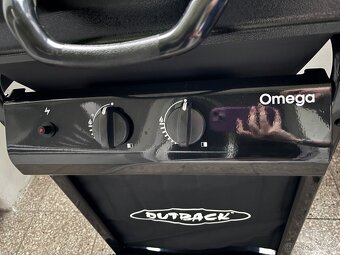 Plynový gril Outback Omega 200 - 2