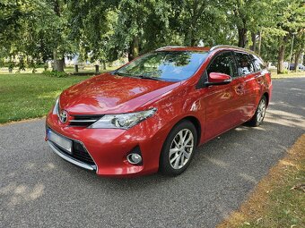 Toyota Auris Combi 1.6i 97KW TS R.V.2014 - 2