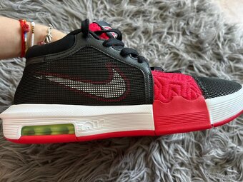 Nike 46 AIR - 2