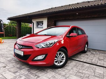 Hyundai i30 Combi 1.6 16V - KOUPENO V ČR - NAJETO 95 tis. Km - 2