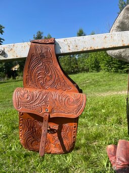 Westernové sedlo zakázková výroba. Šité na appaloosu - 2