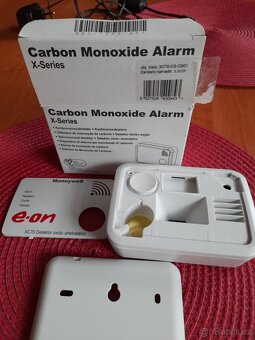 novy,nepouzity detektor CO HONEYWELL - 2