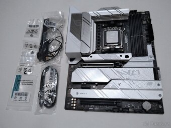 ASUS ROG STRIX X670E-A GAMING WIFI - 2