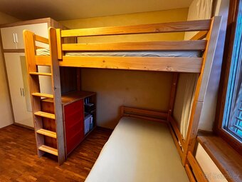 Dvoupatrová dětská postel z masivu DOMESTAV - 2