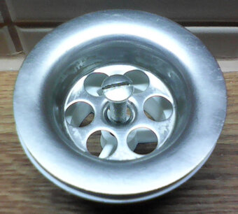 Výpust s nerez mřížkou - 2