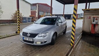 Volkswagen Passat - 2