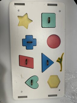 Activity board domeček - 2