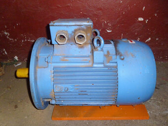 Prodám elektromotor 11kW 2800ot/min - 2