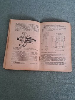 Kniha - příručka wartburg - 2