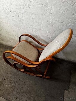 Houpací křeslo - 2