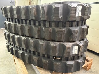Gumové pásy na bagry - 2