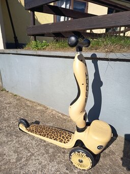 Scoot and ride 2v1 - 2