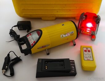 Potrubní laser LEICA PIPER 200 - 100% funkční - 2