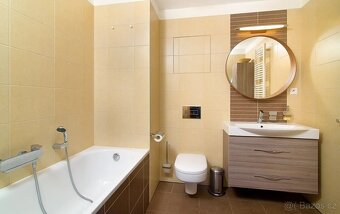 Pronájem krásného bytu 2+1 (80 m²) v klidné a velmi atraktiv - 2
