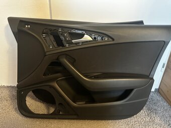 Audi A6 C7 4G výplně dveří, Tapecirung - 2