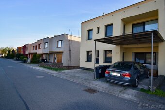 Rd v Týnci nad Labem, 6+1, zahrada 594 m2 - 2