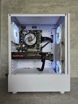 Herní PC/Ryzen 5/RX5700XT/32GB RAM/1TB NVMe - 2