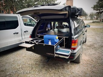 Kempovací obytná vestavba, camping CAMPEES box I - 2