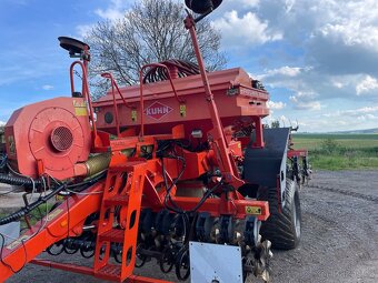 Kuhn Fastliner 3000 - 2