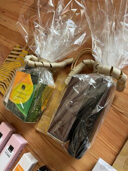 Avon velká sada. Hodnota 13 000,- - 2