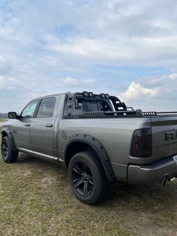 Dodge RAM - 2