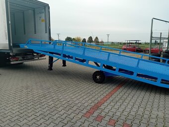 Mobilní nájezdová nakládací rampa 8T za kamion - 2