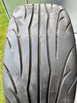 205/40 R17 - 2