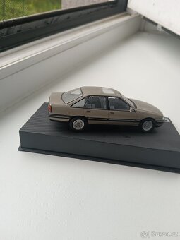 Modely aut 1:43 - 2