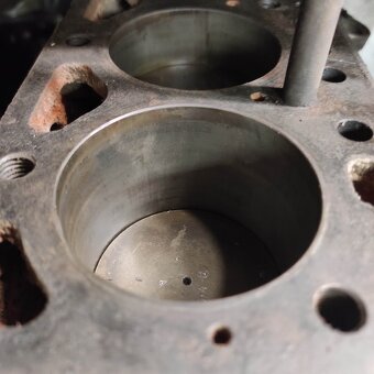 Simca Aronde polo motor - 2
