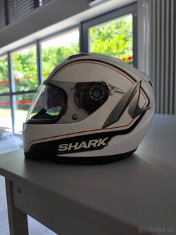Helma SHARK velikost L - 2