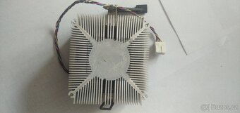 Chladič i s ventilátorem AMD - 2