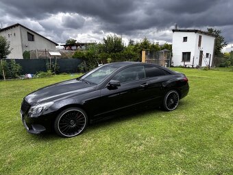 Mercedes Benz E250 coupe - 2