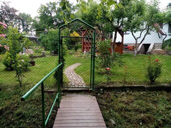 Chatka se zahradou ve Volarech - 2
