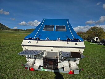 Kajutova lod 6.6x2.4m, možno motor, vlek - 2