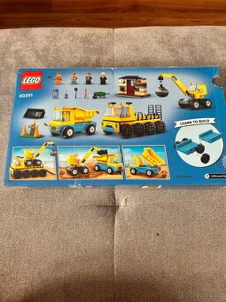 Lego- 60319 Vozidla ze stavby a demoliční koule - 2
