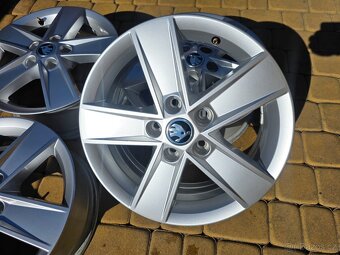 Sada alu kol 5x112 16" 6J ET48 Octavia 3 - 2