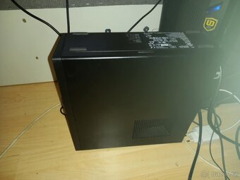 Dell Vostro 3710 SFF + monitor Dell - 2