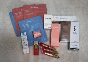 Bourjois Rouge Velvet Ink rtěnky, Parfém Rituals - 2
