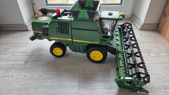 Bruder kombajn a traktor s vlečkou - 2