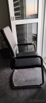 Černá designová židle - 2