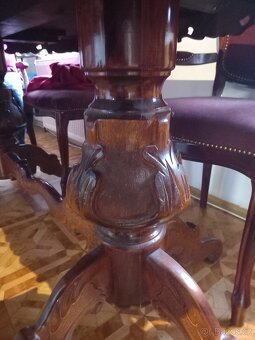 Jídelní stul a žídle - 2