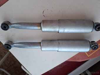 Prodám zadní tluniče na S22 a další díly Stadiony,Jawety - 2