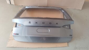 Páté dveře Škoda Octavia 4 kombi - 2