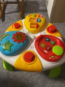 Hraci stolecek - 2