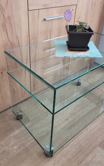 Konferencni stolek - 2