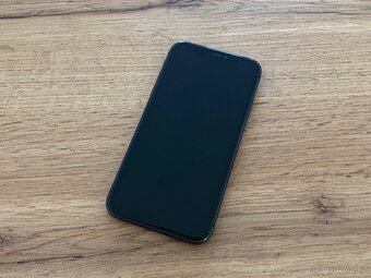 iPhone 11 128 GB - TOP STAV - 2