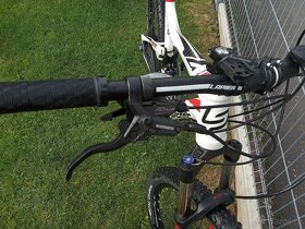 celoodpružené kolo 27,5 - 2