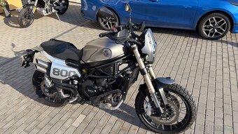 Benelli Leoncino 800 - 2