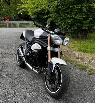 Triumph Speedtriple 1050 - 2